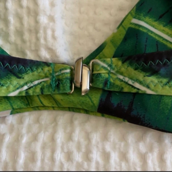 Bikini Set - Picture 4 of 6